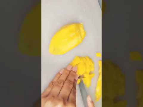 yummy fruit chat recipe 😋#lifestyle #with #khadija #zubair