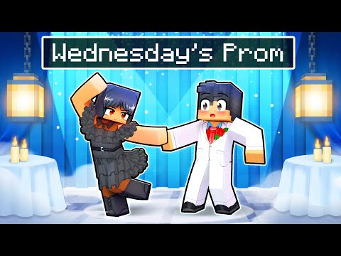 Wednesday's the PROM QUEEN in Minecraft!