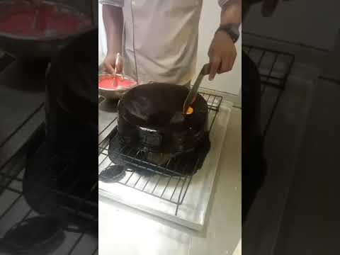 #viralvideo #cake #mirrorglaze #trendingshorts