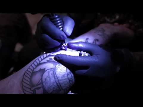 VIDEO AD FOR JAYBLACKTATTOOS.COM Background music by MURDER SUICIDE