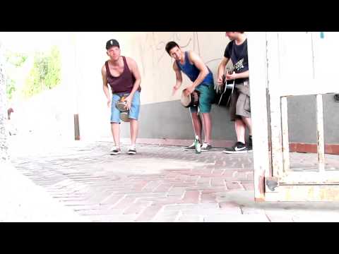 Stama Ra - Chłopaki z bramy (uliczna improwizacja)