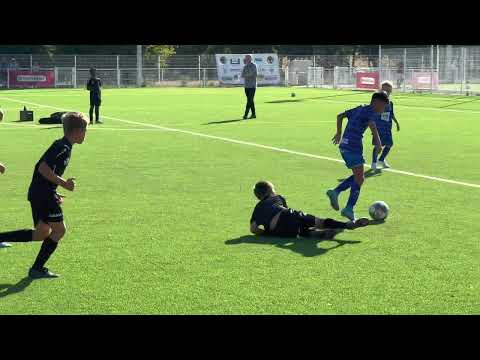 Leonis HASAJ KAA Gent U9 vs KMSK Deinze U10 1ste oefenwedstrijd.