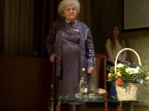 95-летняя белгородка прыгнет с парашютом с высоты 5 километров