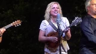Rhonda Vincent, Is The Grass Any Bluer