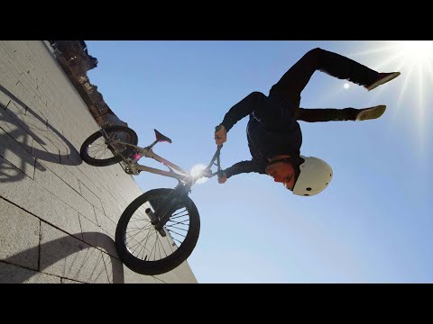 BIKE PARKOUR 3.0 in 8K