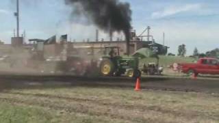 preview picture of video 'Hampton Tractor Pull'