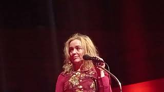 du sålde mitt hjärta och allt som var vårt ... .. . Lisa Ekdahl / København &#39;24