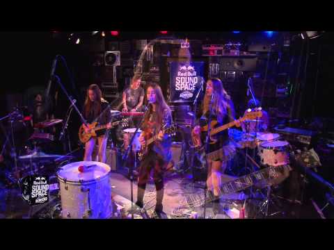 HAIM - Forever (Live @ Red Bull Sound Space by KROQ)
HAIM - Forever (Live @ Red Bull Sound Space by KROQ)