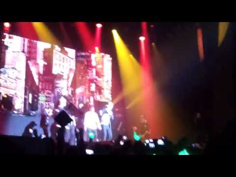 [Fancam] 130507 Teach Me How to Dougie- Jongup and Zelo @ B.A.P Live on Earth