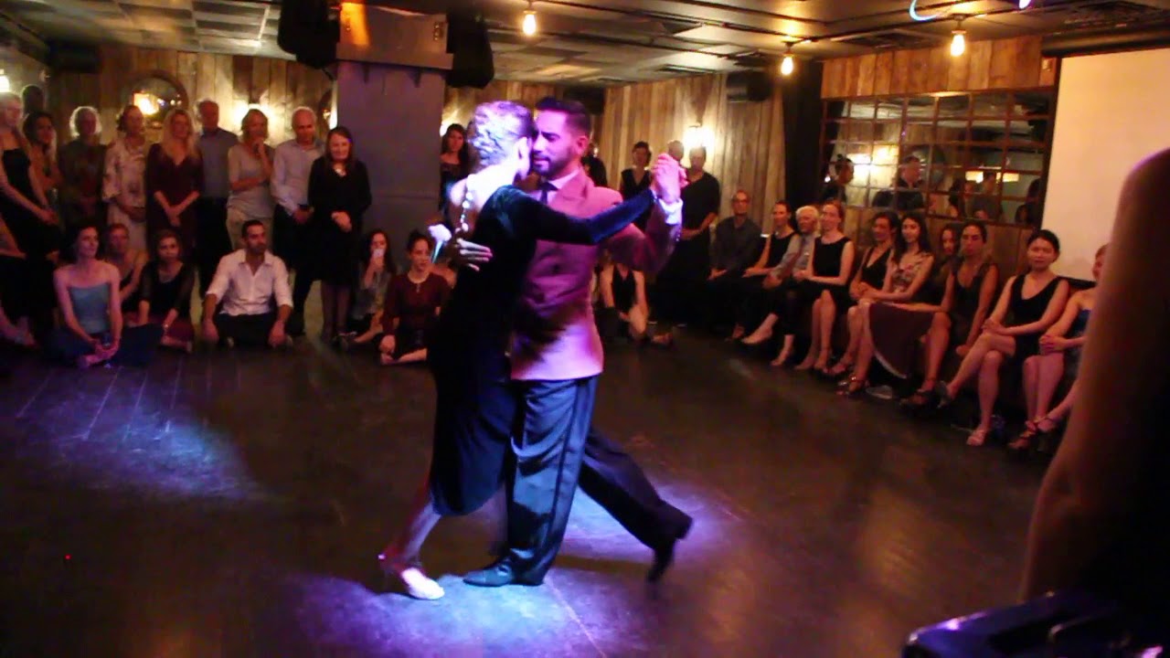 Stefania Colina & Juan Martin Carrara @ Milonga 3D / London -  1.  Bajo el cono azul