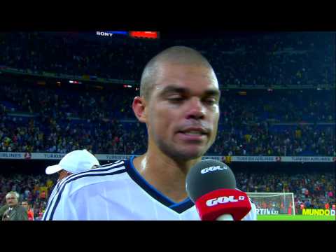 La Liga | Entrevistas a pie de campo tras el partido FC Barcelona - Real Madrid (2-2)