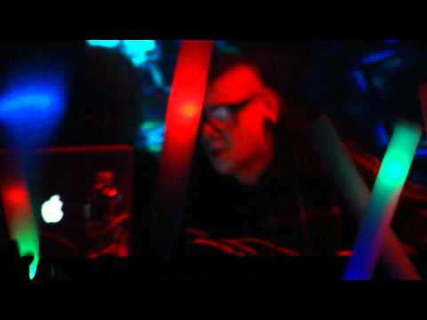 SKRILLEX "Who Is Ready to Jump (Dillon Francis Remix)" 2/2 @ Exchange LA **d-_-b**.MP4