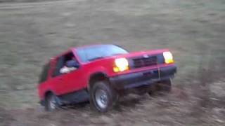 preview picture of video 'Ford Explorer hill climb pt.2'