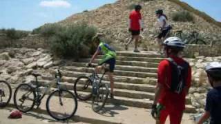 preview picture of video 'Paseo del club de ciclismo Vuelta al Golfo a la península de Araya.'