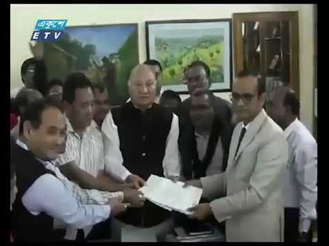 উৎসবমুখর পরিবেশে মনোনয়নপত্র জমা দিয়েছেন প্রার্থীরা
