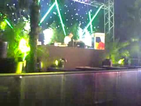 Anthology & Cy-Rus ft. Quantum - Big Bass Bomb live @ The Qontinent by Dr.Phunk