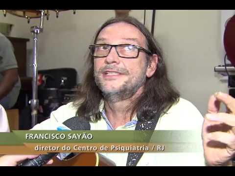 Grupo "Harmonia Enlouquece" ganha mais de dois mil discos para atividades de musico-terapia