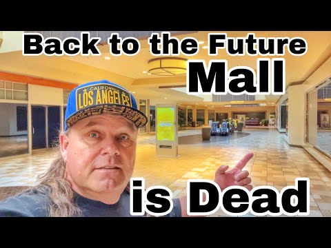 Back to the Future Mall (Puente Hills) is completely dead no business