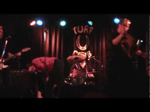 The Silverteens perform Him or Me with Bill Batson