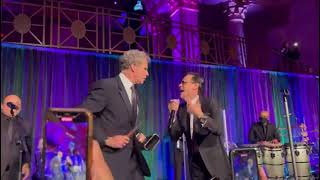 Marc Anthony, Will Ferrell - I need to know + Cow Bell (2021 #MaestroCares Gala)