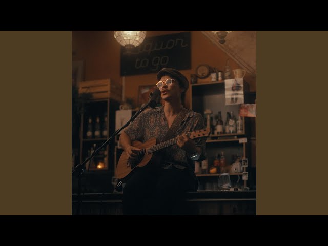 Vídeo relacionado con Sunday Sunset Melancholy (Live Session at Henry on 8th, 2024) (Live)