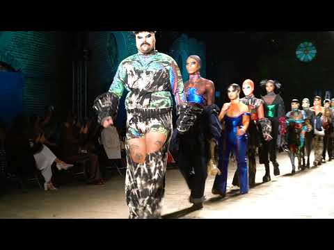 Costa Rica Fashion Week PRESENTA:  Mauricio Cruz