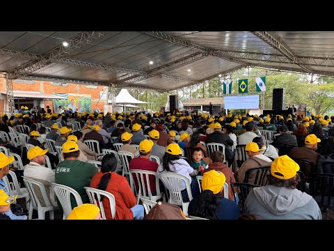 Cândido de Abreu recebe mais de mil criadores do bicho-da-seda em encontro estadual