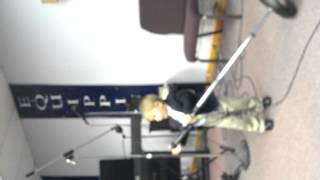 JoJo testin' the mic