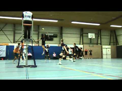 Volleybal oefenwedstrijd Langhenkel Doetinchem tegen Landstede Zwolle