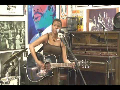 Teneia Sanders @ Louisiana Music Factory 2008