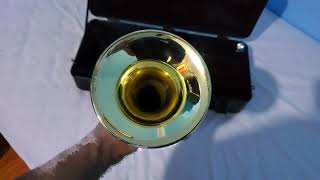 Video thumbnail for Trompeta King 601 Gold Made in USA  ( Muestra para venta) by Angel Nieves Rivas