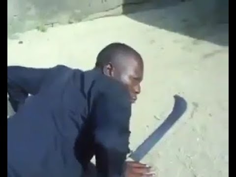 Mais forte que você em espanhol na versão do diretor da África