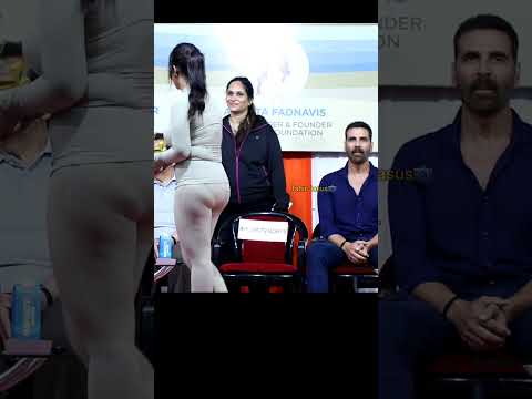 Beach clean up❤️. #Akshaykumar #Amrutafadnavis #shorts #ytshorts #Jasus007