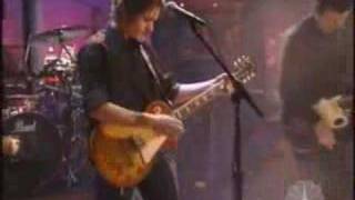 Luna plays "Speedbumps"