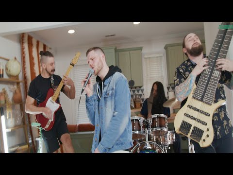 Coletta - Juicy (Official Music Video)