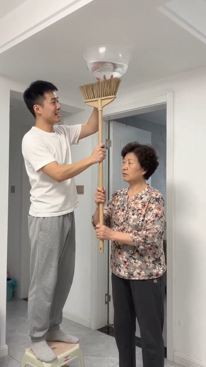 Siap-siap ngakak dengan prank-prank seru dari China yang pasti bikin hari kamu lebih ceria! 😂✨