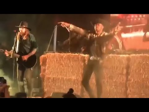 Lil Nas X and Billy Ray Cyrus Perform Old Town Road LIVE at Stagecoach with Diplo