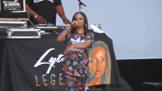 &#39;Lyte as a Rock&#39; MC Lyte - &quot;Poor Georgie&quot; (LIVE)