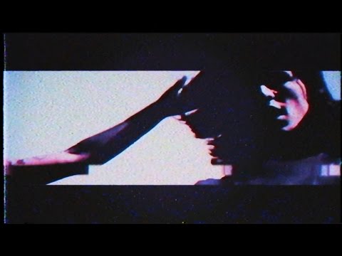 Bones ft. Xavier Wulf - TryToStayInTheFrameThisTime