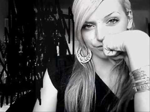 Ambitious - Strassenmusik