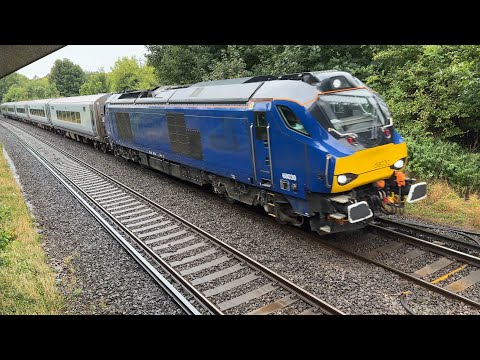 Class 68 + CAF Mk5A | 68030 + CH10 | Rail Operations Group - ROG