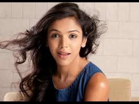 Sachin's Daughter to Debut With Shah Rukh Khan?