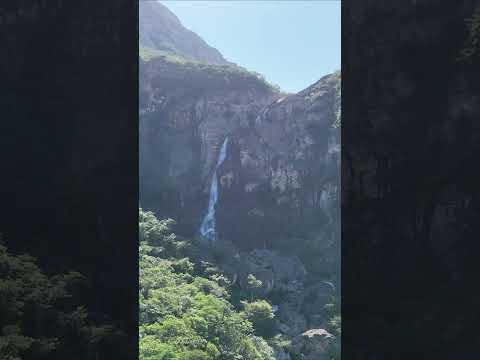 cachoeira do cerrado Porteirinha Minas Gerais