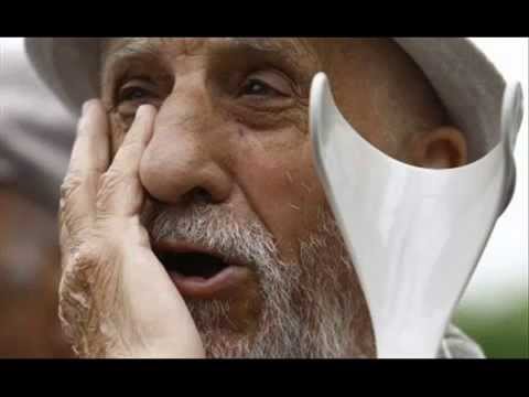 Viorel din Aparatori la fereastra casei meleascultare)