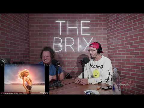 Lit Up AV Reactions: Shakira - Whenever, Wherever