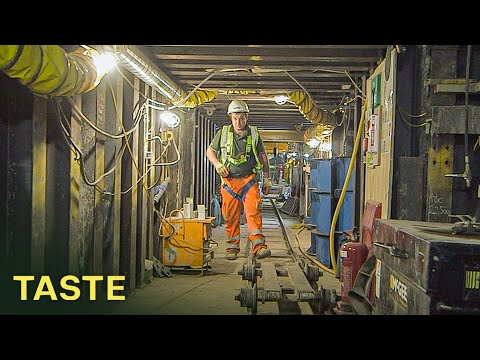 Inside The Megabuild of The Claridge’s EP03