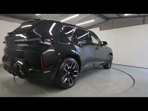 BMW XM 50e - Image 2