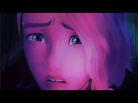 Gwen destroys her uniform.. 😢💩