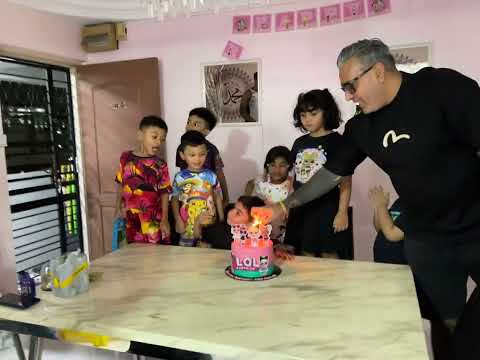 Azra Aaliyah 6th Birthday Party Cake Cutting 2
