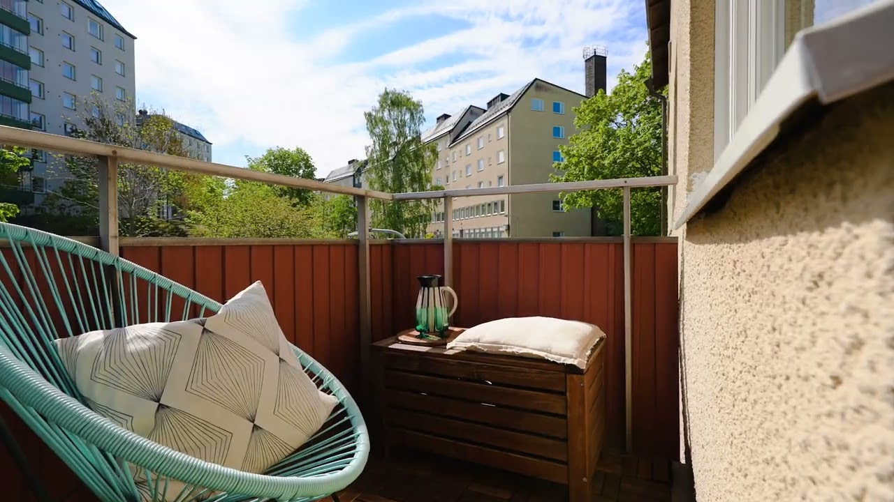 1 rum Lägenhet på Becksjudarvägen 41 Nacka - Finntorp Nacka kommun - video